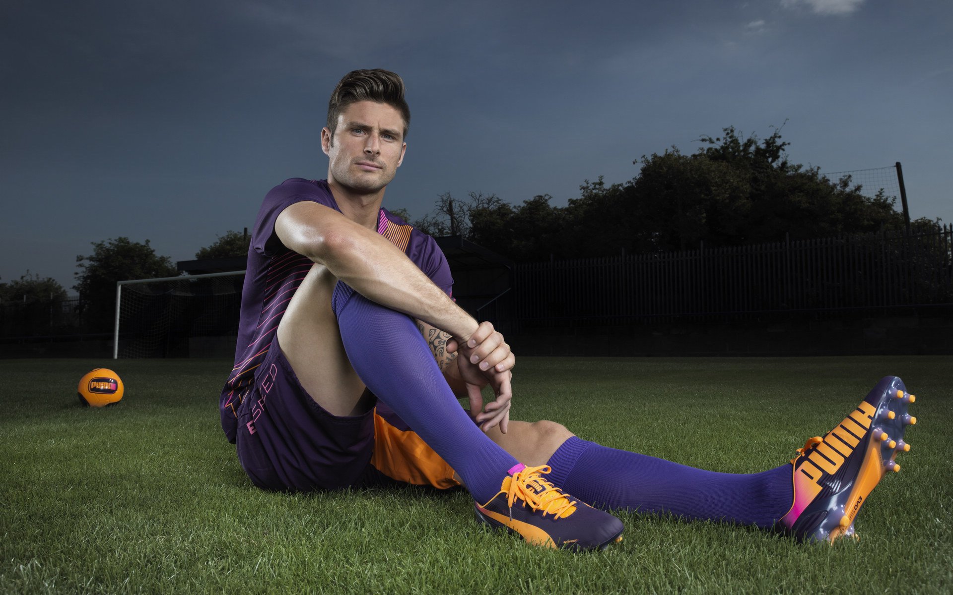 爱游戏综合娱乐-加纳乔进球帮助切尔西2-2战平卡拉巴赫，近三场贡献两球，加拉格切尔西